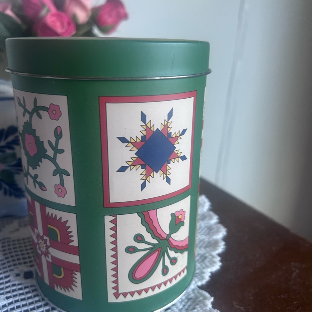 Green Decorative Tin Canister with Quilt-Pattern Panels